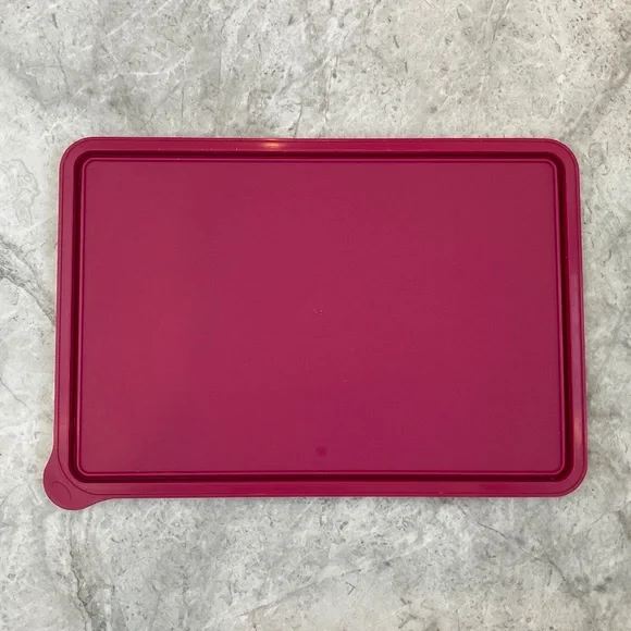 Tupperware Snack-Stor Large Lid - Picture 2 of 2